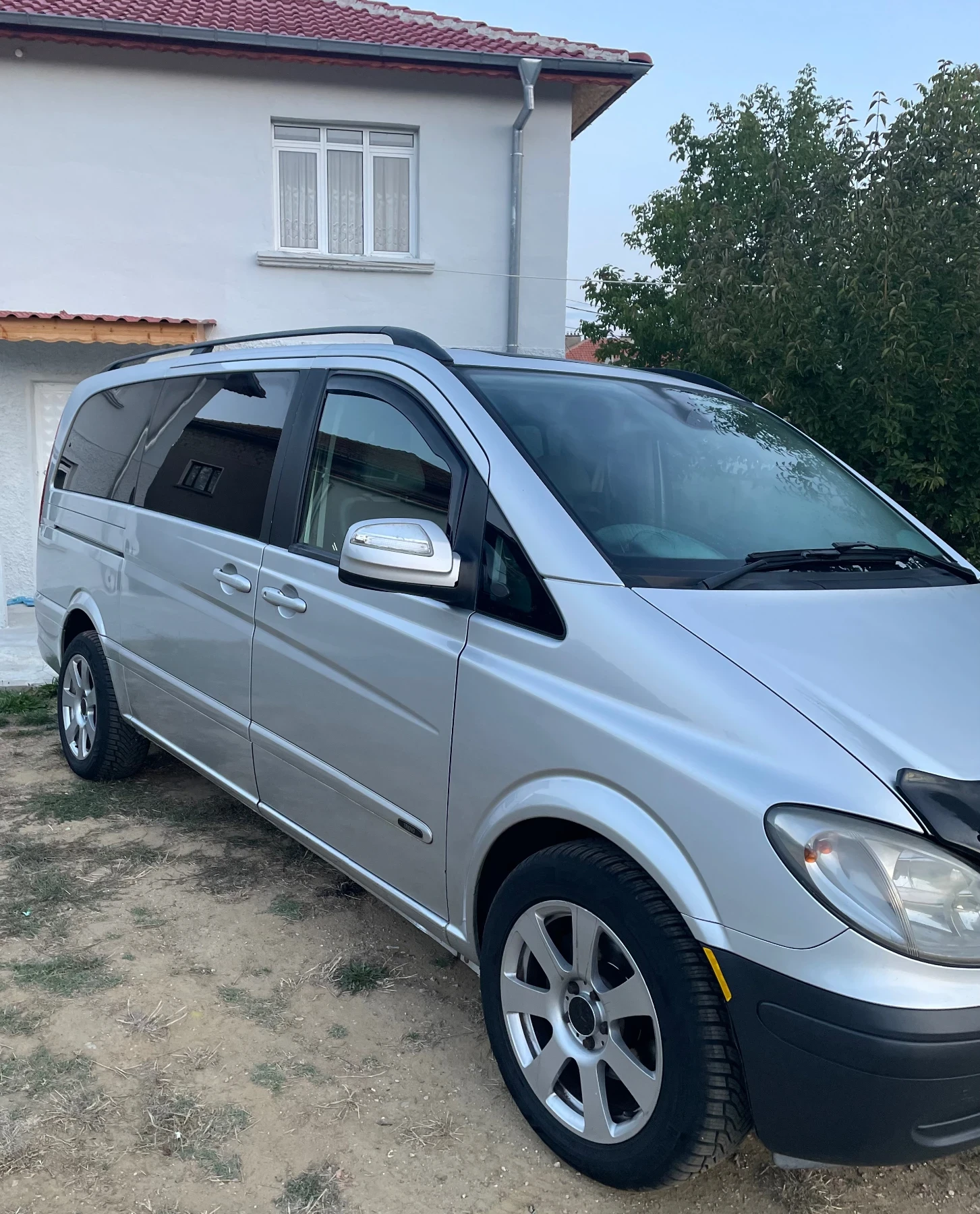 Mercedes-Benz Viano 220 motor / 200 CDI trend model - изображение 6