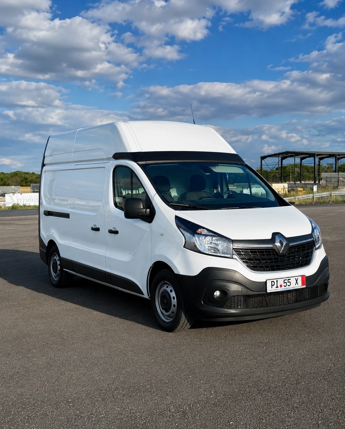 Renault Trafic 2.49t. БЕЗ ТАХОГРАФ (4ЕП) 2.0dci