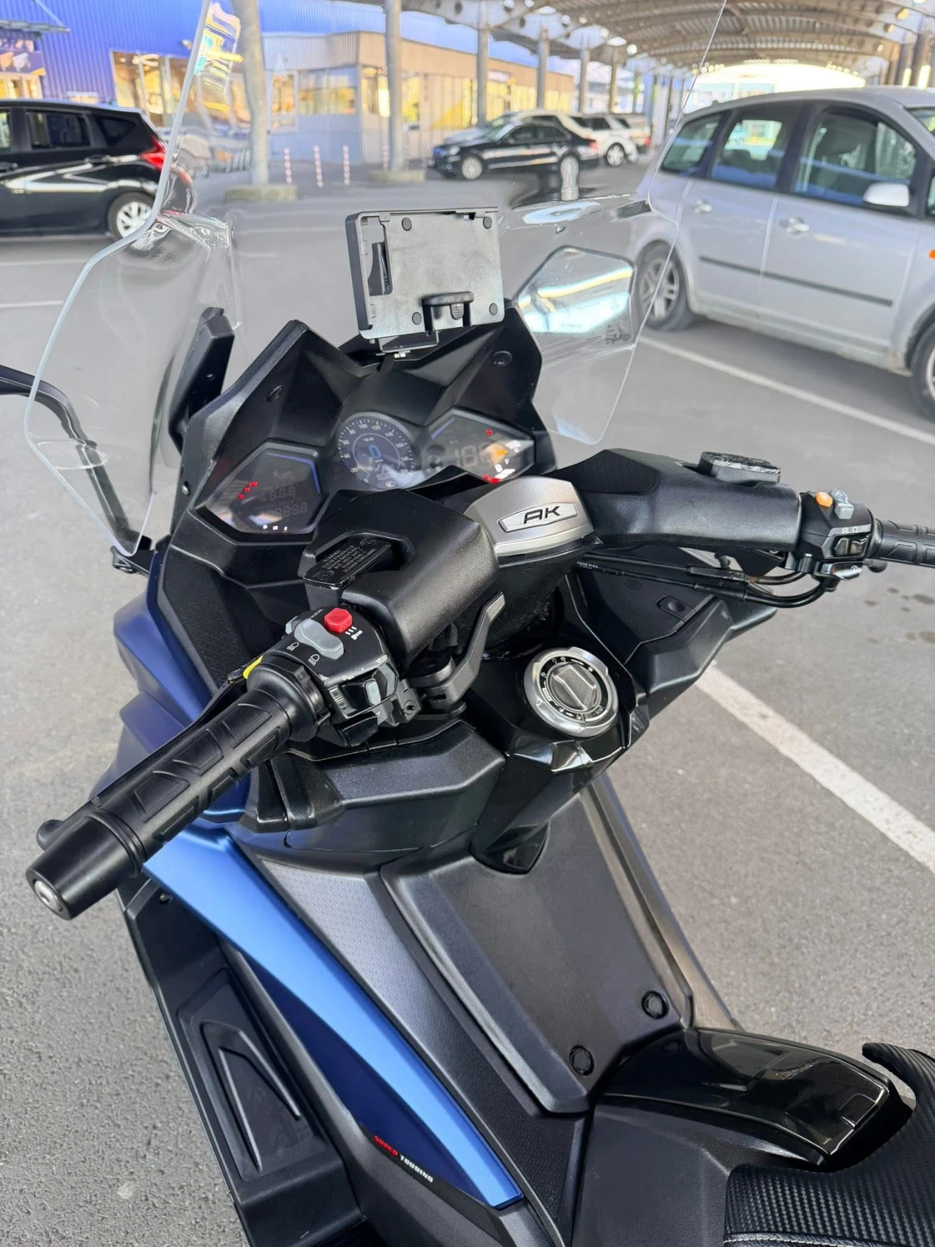Kymco AK 550 Jcosta & Malossi, снимка 2 - Мотоциклети и мототехника - 54478859