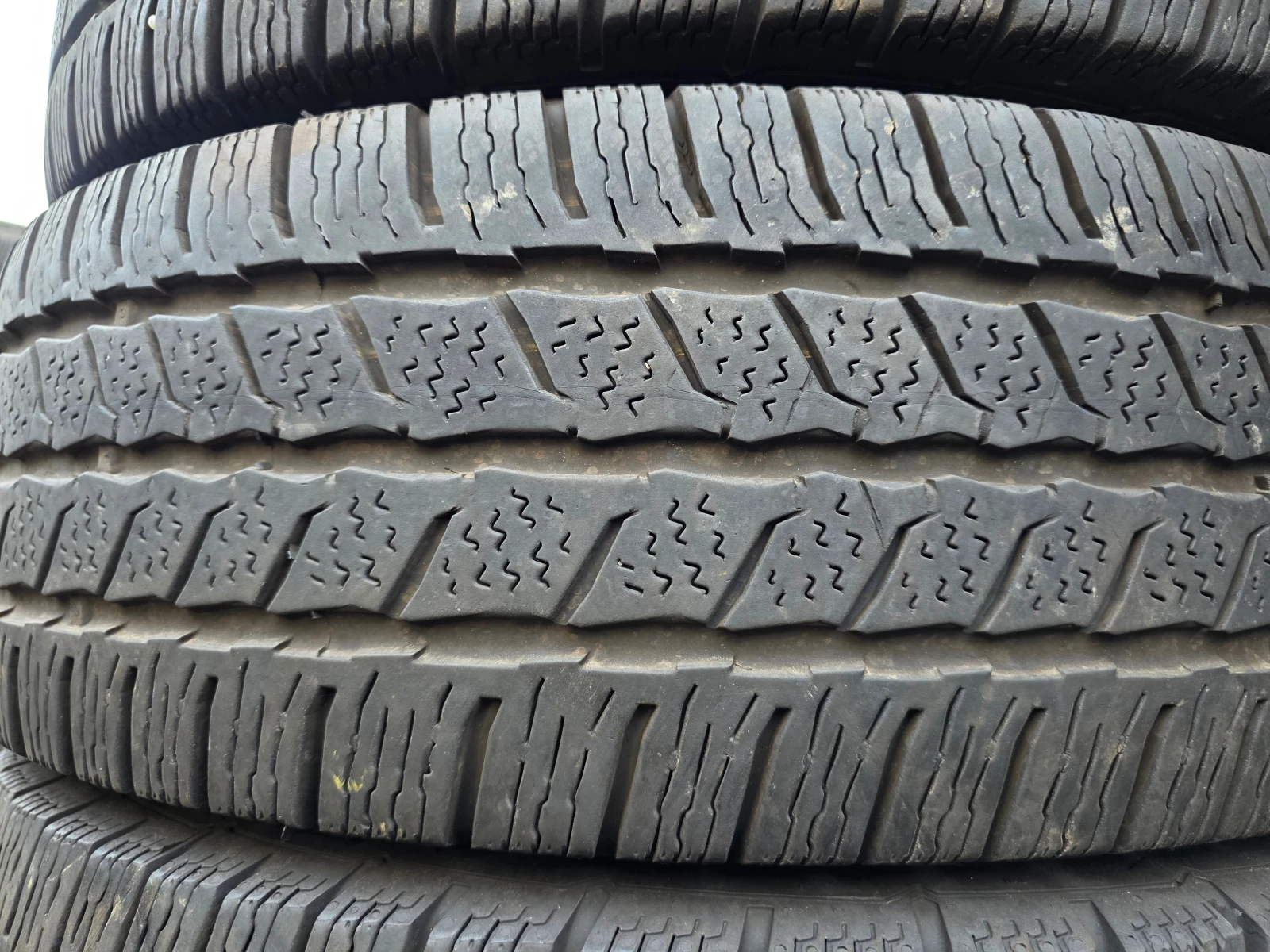 ���� 205/75R16 | Mobile.bg � ����������� 2