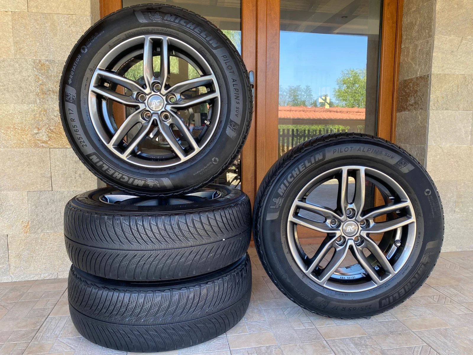 Гуми с джанти Michelin 225/65R17