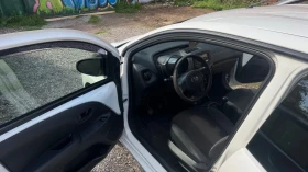 Toyota Aygo, снимка 13