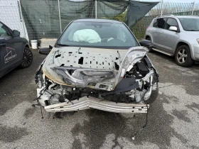 Toyota Corolla 1.8HYBRID 65000км, снимка 3