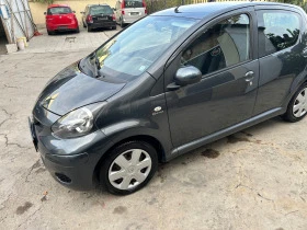 Toyota Aygo 1.0 i 68к.с, снимка 2