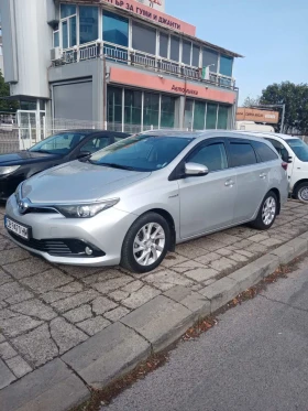 Toyota Auris TS 1.8 HSD LUNA, снимка 1