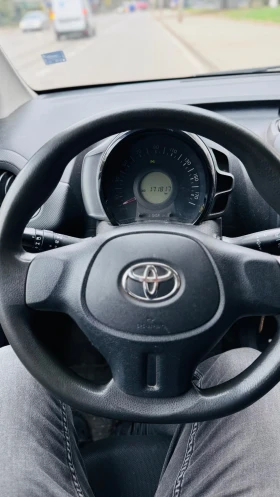 Toyota Aygo - 14000 лв. / 7158.09 € - 79295557 7