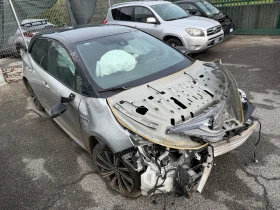 Toyota Corolla 1.8HYBRID 65000км - 7900 € / 15451.06 лв. - 35958706 2