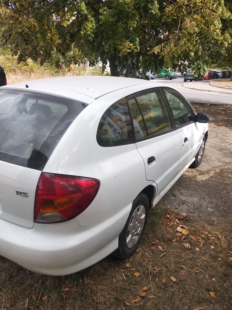 Kia Rio, снимка 10 - Автомобили и джипове - 47357383