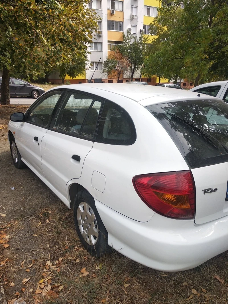 Kia Rio, снимка 5 - Автомобили и джипове - 47357383