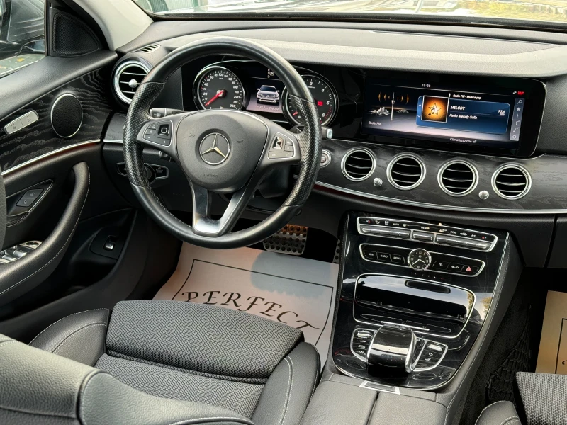 Mercedes-Benz E 220 2.2d-9G-TRONIC-ALLTEREN-КОЖА-ПОДГРЕВ-ПАМЕТ-КАМЕРА-, снимка 12 - Автомобили и джипове - 47713011