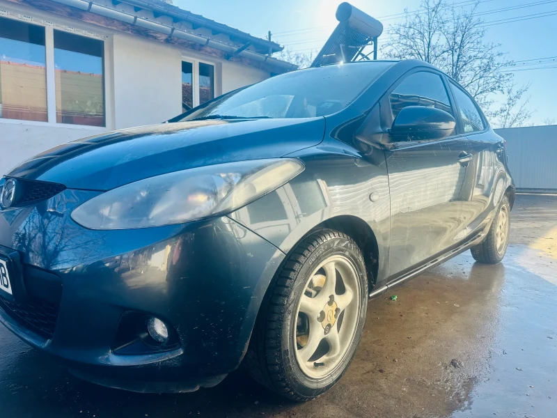 Mazda 2, снимка 7 - Автомобили и джипове - 48601590