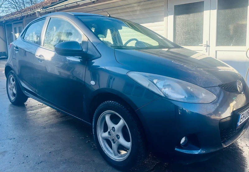 Mazda 2, снимка 6 - Автомобили и джипове - 48601590