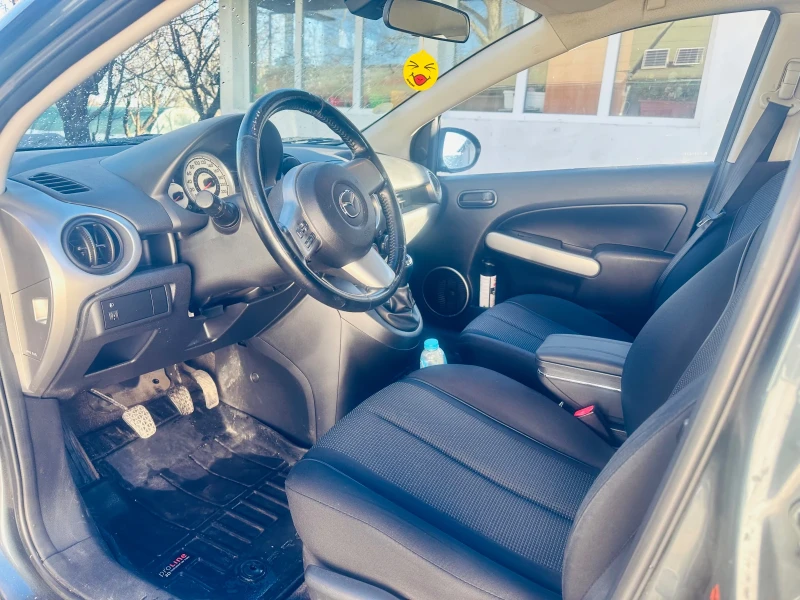 Mazda 2, снимка 5 - Автомобили и джипове - 48601590