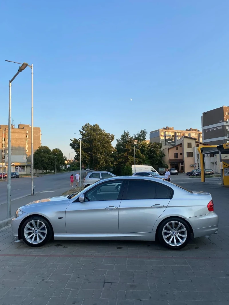 BMW 320 320d, снимка 2 - Автомобили и джипове - 49534772