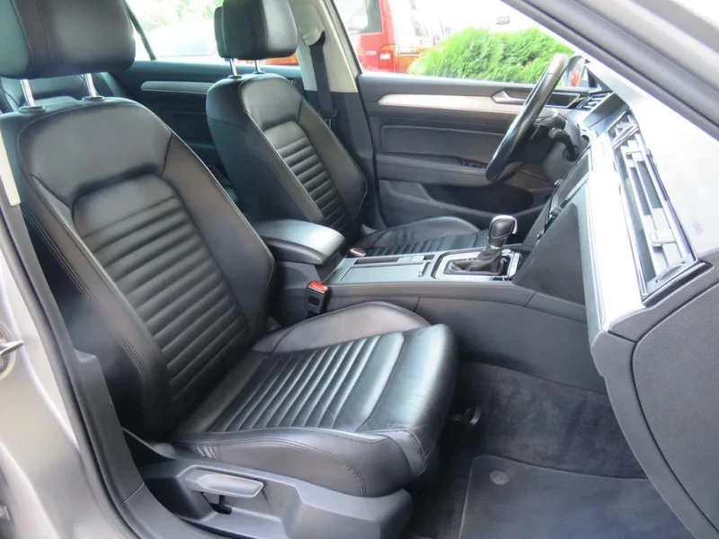 VW Passat 2.0TDI, снимка 8 - Автомобили и джипове - 52291052