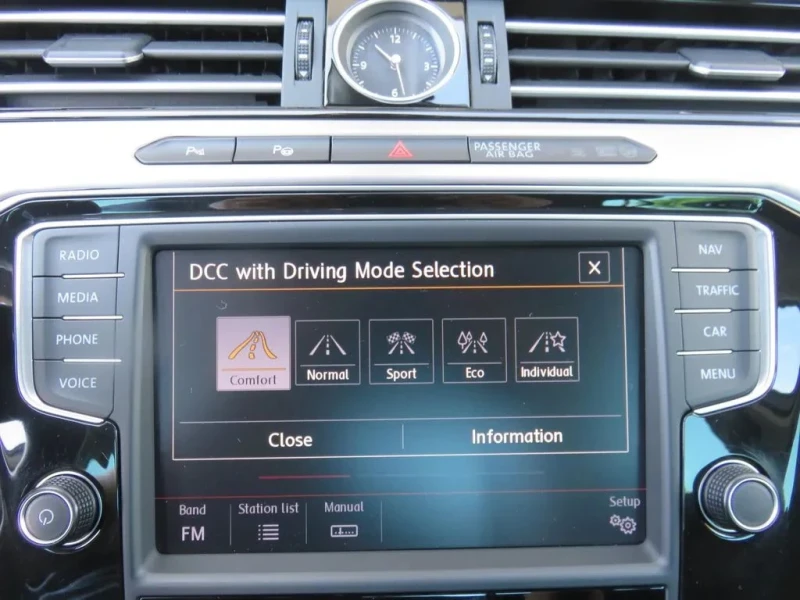 VW Passat 2.0TDI, снимка 13 - Автомобили и джипове - 52291052