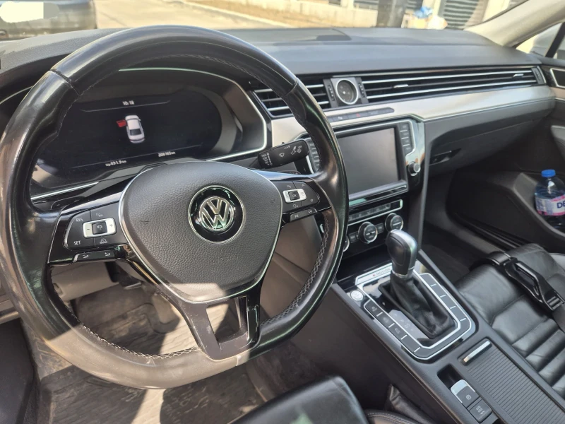 VW Passat 2.0TDI, снимка 7 - Автомобили и джипове - 52291052