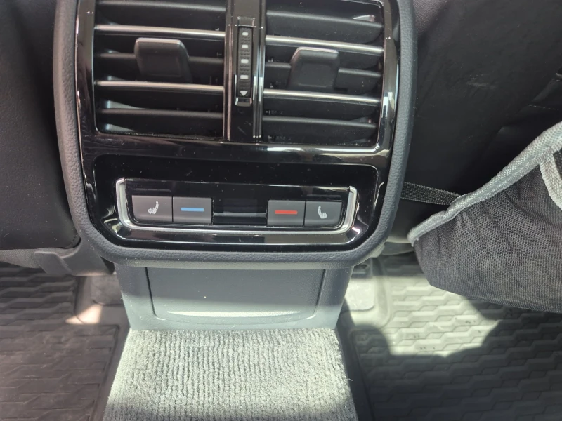 VW Passat 2.0TDI, снимка 11 - Автомобили и джипове - 52291052