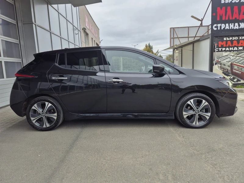 Nissan Leaf  Tekna  ВСИЧКИ ЕКСТРИ, снимка 4 - Автомобили и джипове - 51337983