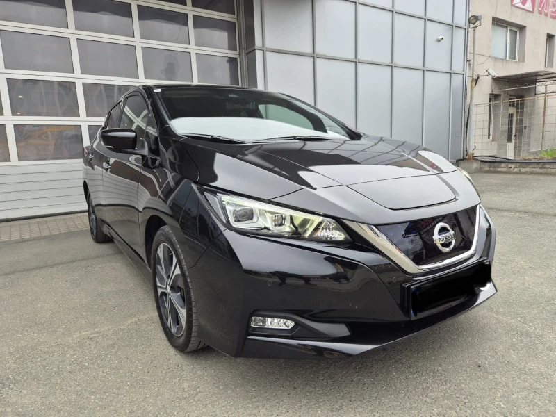 Nissan Leaf  Tekna  ВСИЧКИ ЕКСТРИ, снимка 2 - Автомобили и джипове - 51337983