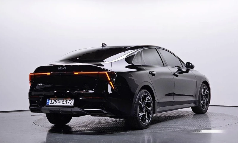 Kia K5 2.0 Prestige * НАЙ-ДОБРА ЦЕНА В БЪЛГАРИЯ* , снимка 2 - Автомобили и джипове - 52357685