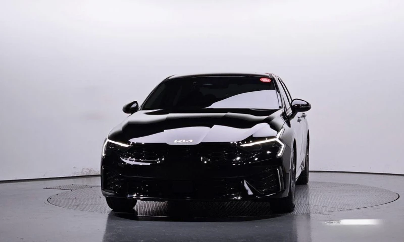 Kia K5 2.0 Prestige * НАЙ-ДОБРА ЦЕНА В БЪЛГАРИЯ* , снимка 3 - Автомобили и джипове - 52357685