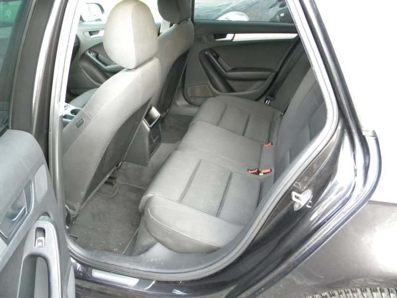 Audi A4 2.0TDI-NAVI-АВТОМАТИК* , снимка 10 - Автомобили и джипове - 52827190