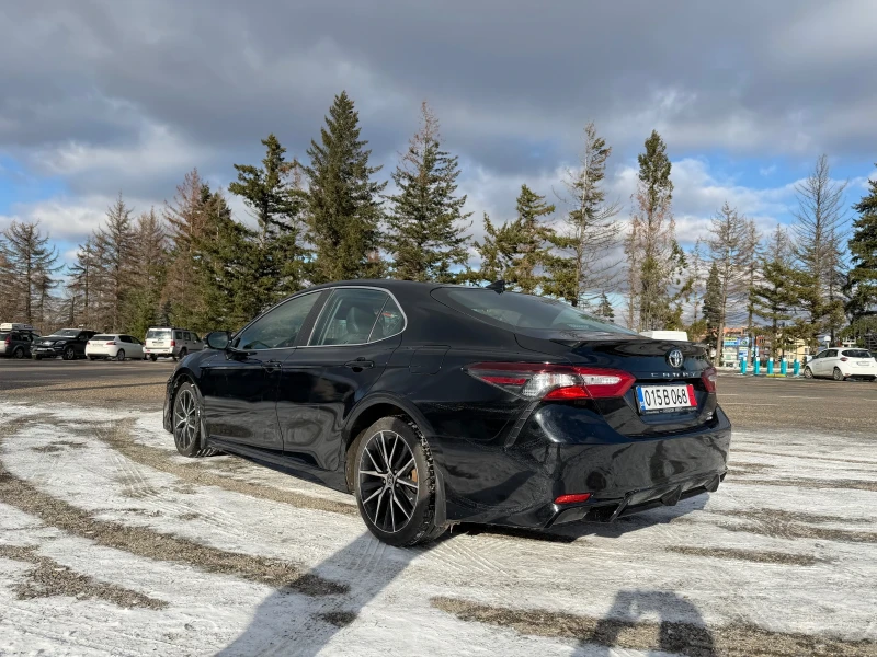 Toyota Camry 2.5 AWD, снимка 4 - Автомобили и джипове - 53074980