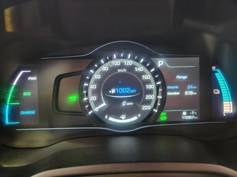 Hyundai Ioniq, снимка 10 - Автомобили и джипове - 53101584