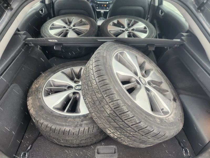 Hyundai Ioniq, снимка 6 - Автомобили и джипове - 53101584
