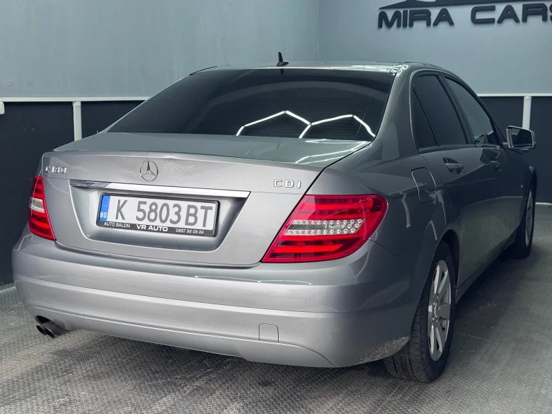 Mercedes-Benz C 180 Реални километри, снимка 4 - Автомобили и джипове - 53328469