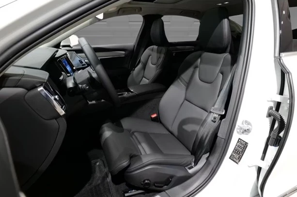 Volvo S90 T8 Recharge AWD = Ultimate Dark = Гаранция, снимка 5 - Автомобили и джипове - 55089801
