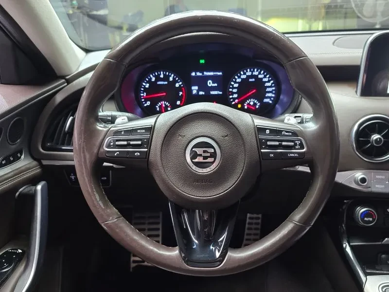 Kia Stinger 2.0 TURBO DREAM EDITION* �����* ���������* ������� | Mobile.bg � ����������� 13
