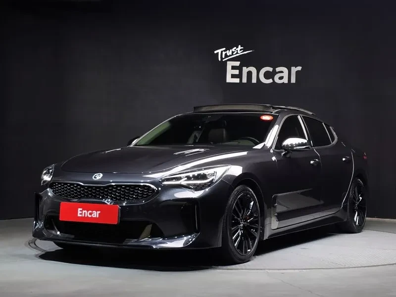 Kia Stinger 2.0 TURBO DREAM EDITION* ХЕДЪП* ОБДУХВАНЕ* ПОДГРЕВ