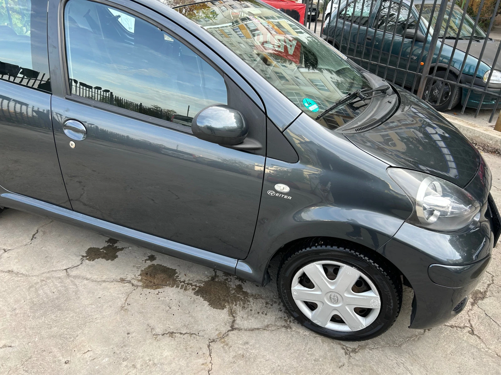 Toyota Aygo 1.0 i 68к.с - изображение 3