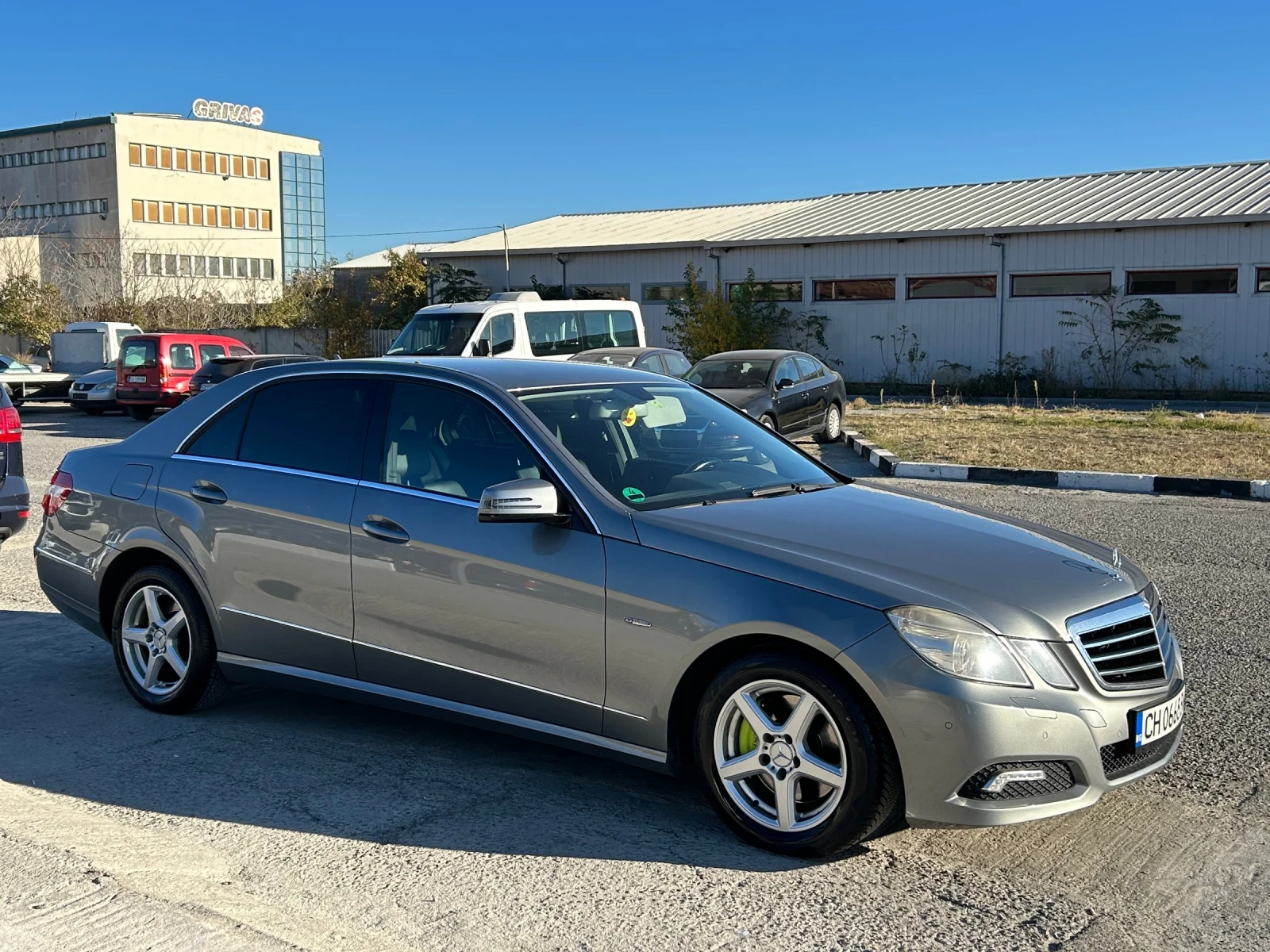 Mercedes-Benz E 250 CDI Avantgarde - изображение 4