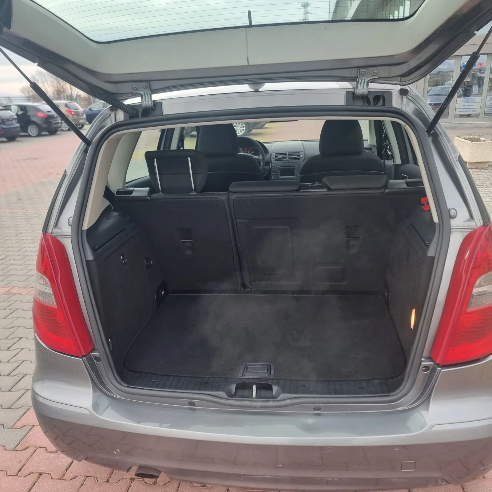 Mercedes-Benz A 160 1.5  | Mobile.bg — изображение 13
