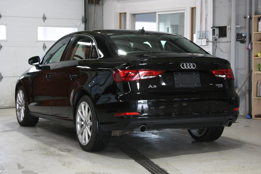 Audi A3 * Komfort* S-Line* АвтоКредит (ЦЕНА ДО БГ) - изображение 9