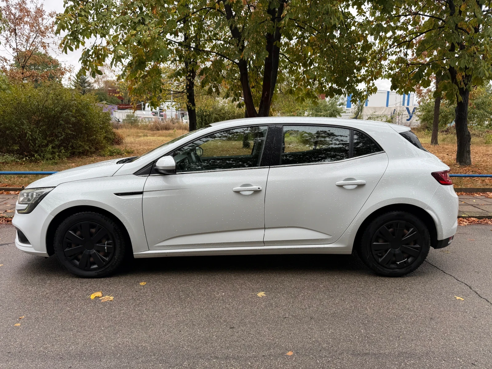 Renault Megane 1.5 dCi 110кс от БГ - изображение 2