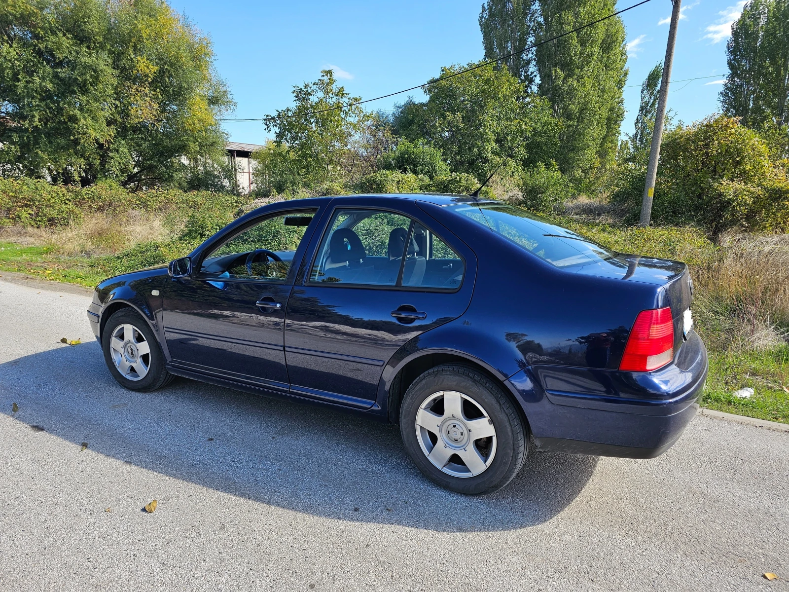 VW Bora 1.6 SR - изображение 2