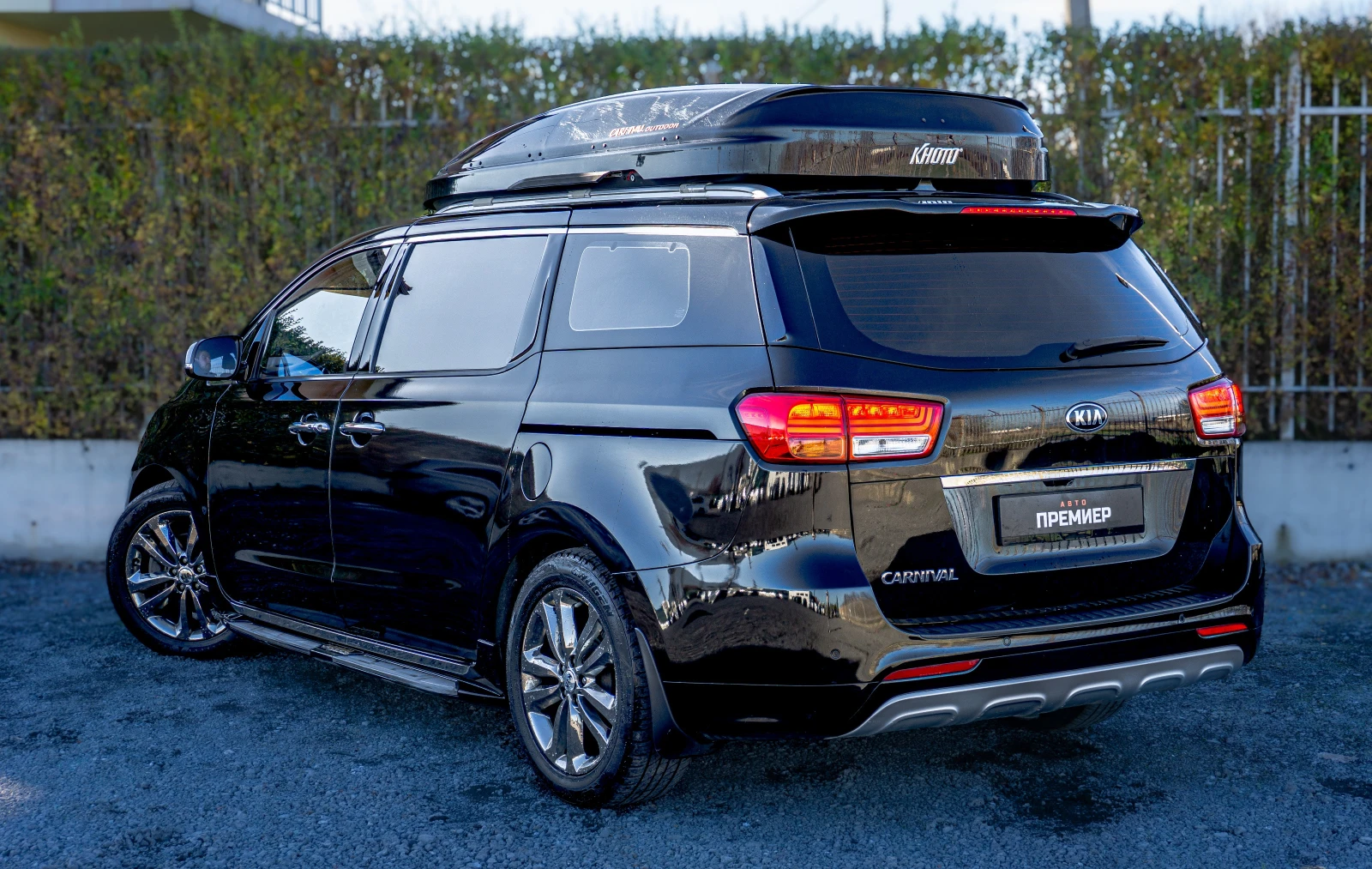 Kia Carnival 2.2 CRDI 4WD - 9 МЕСТЕН -  ГАРАНЦИЯ - РЕАЛНИ КМ. - изображение 6