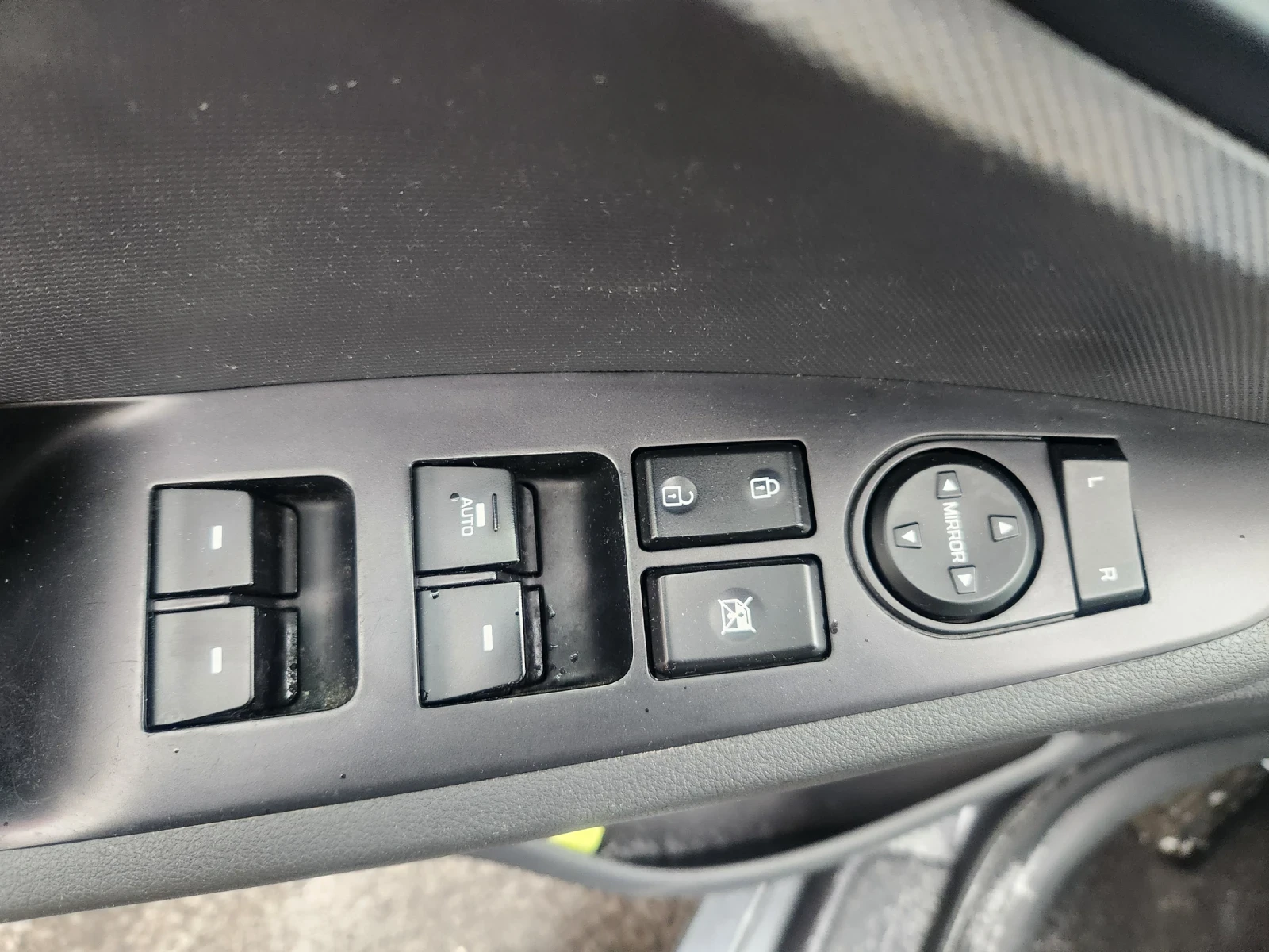 Hyundai Ioniq  - изображение 7