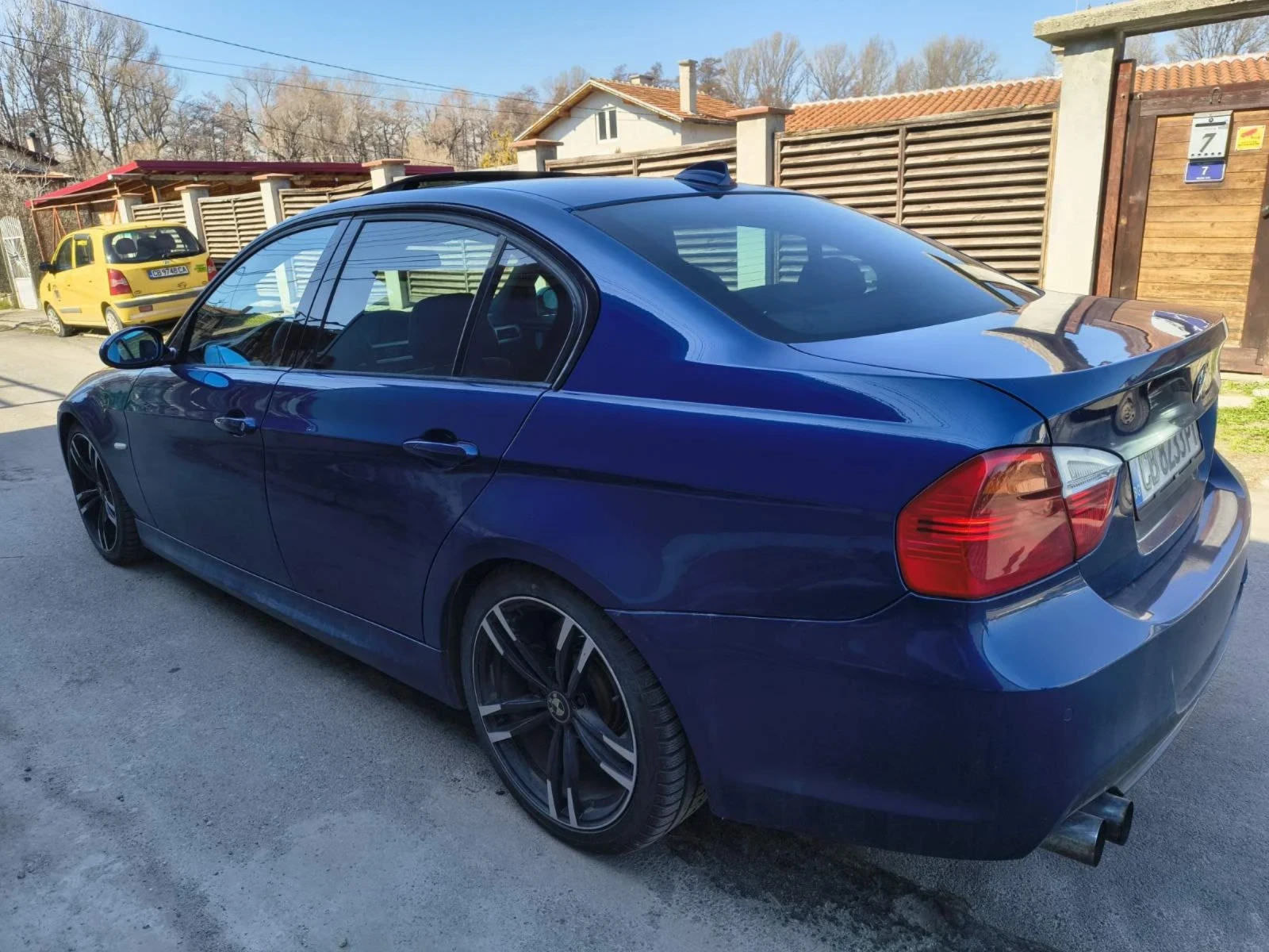 BMW 330, снимка 2 - Автомобили и джипове - 53828947
