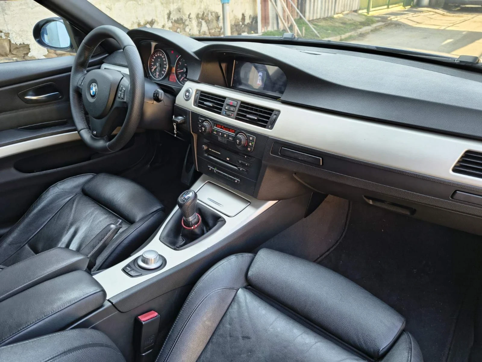 BMW 330, снимка 8 - Автомобили и джипове - 53828947