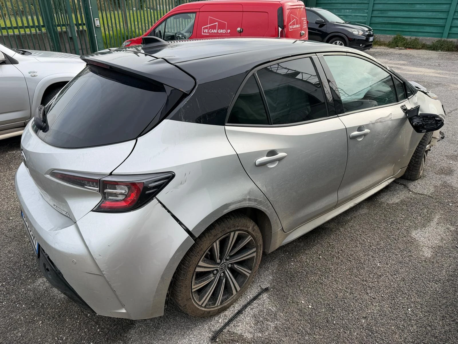 Toyota Corolla 1.8HYBRID 65000�� | Mobile.bg � ����������� 4