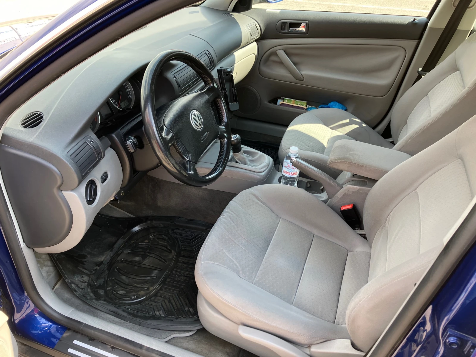 VW Passat, снимка 8 - Автомобили и джипове - 54130671