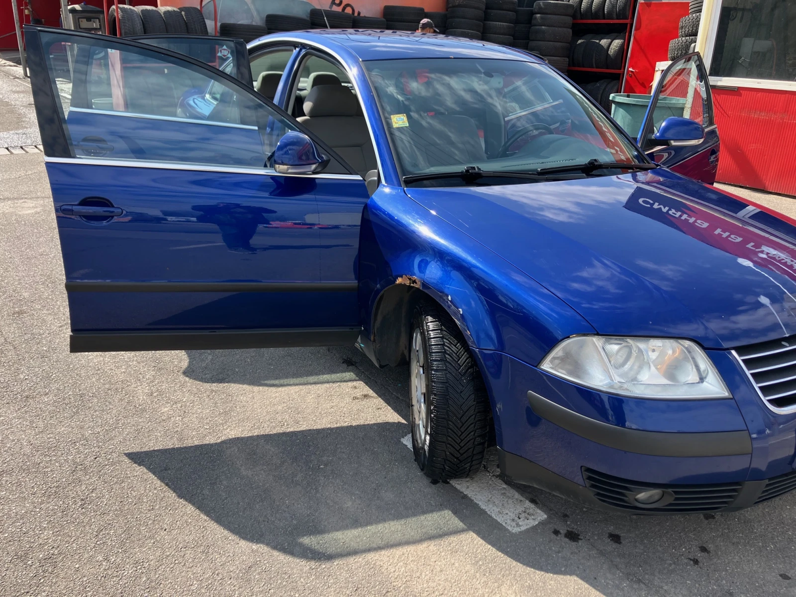 VW Passat, снимка 5 - Автомобили и джипове - 54130671