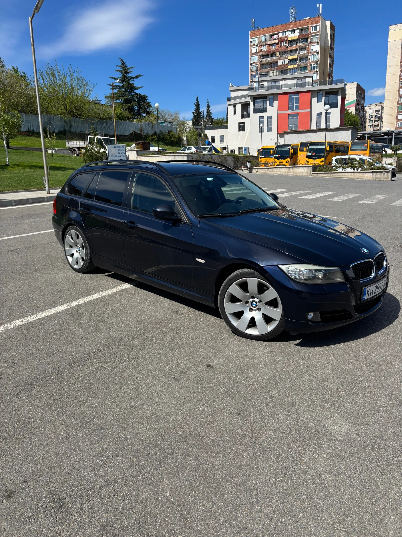 BMW 320, снимка 4 - Автомобили и джипове - 54165959