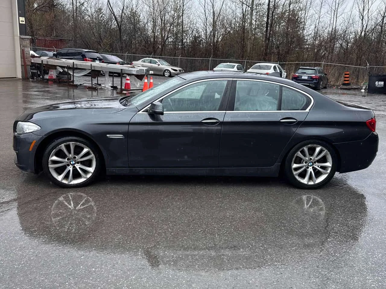 BMW 535 * 535d xDrive* 2 �����* PANO* KEYLESS* �������*  | Mobile.bg � ����������� 2