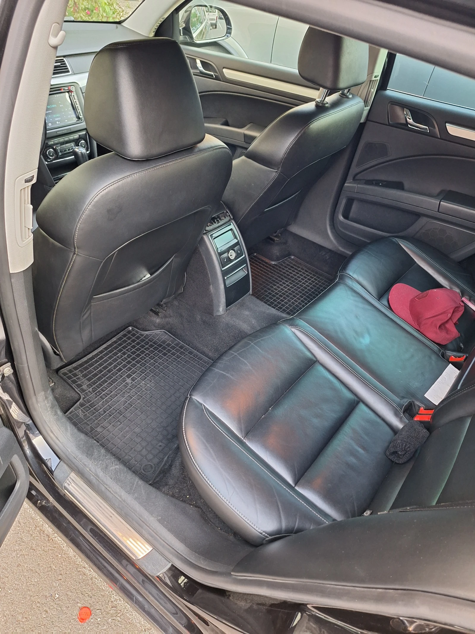 Skoda Superb 2.0 TDI  DSG facelift, снимка 8 - Автомобили и джипове - 54195773